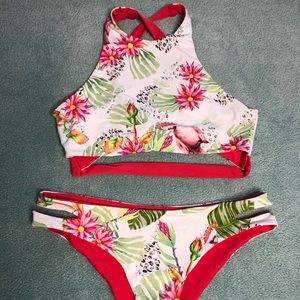 Cupshe medium two piece bathing suit